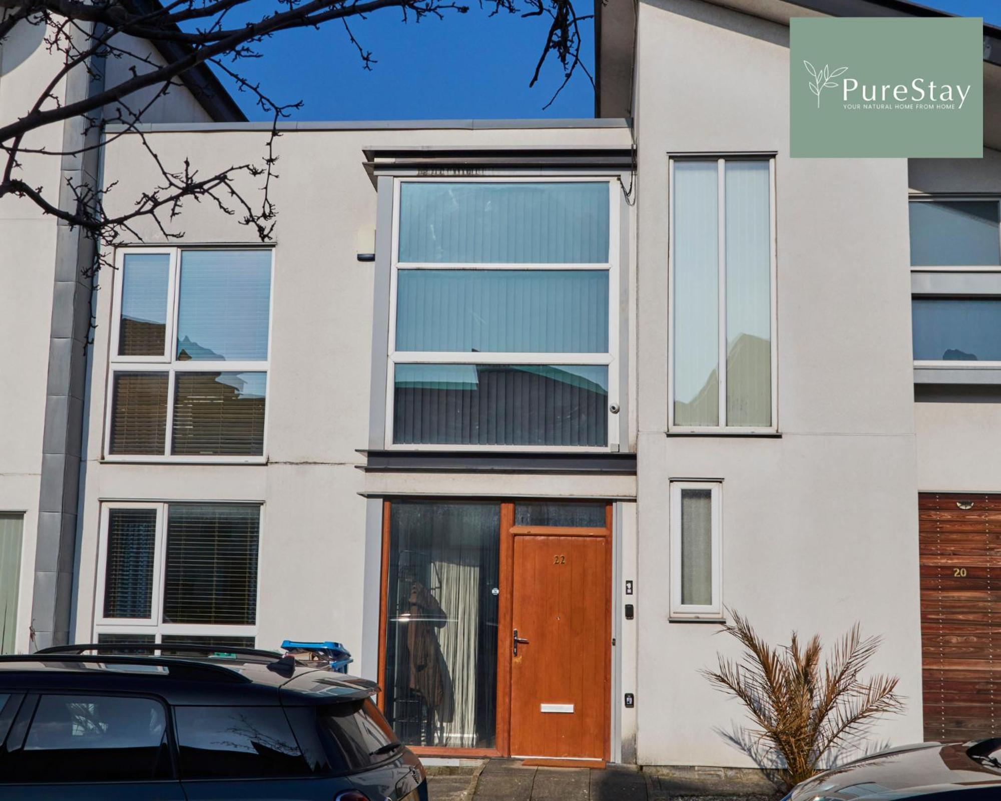 Superb House Manchester Near Etihad With Free Parking Sleeps 8 מראה חיצוני תמונה