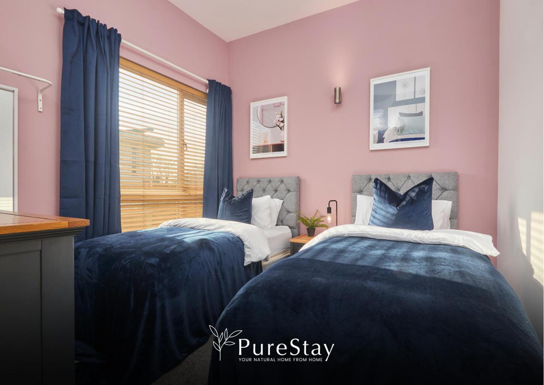 Superb House Manchester Near Etihad With Free Parking Sleeps 8 מראה חיצוני תמונה